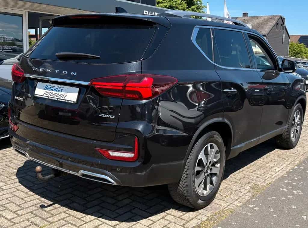 Ssangyong REXTON 2.2 Diesel 4WD Navi/AHK/Shz 08/2022-photo-5