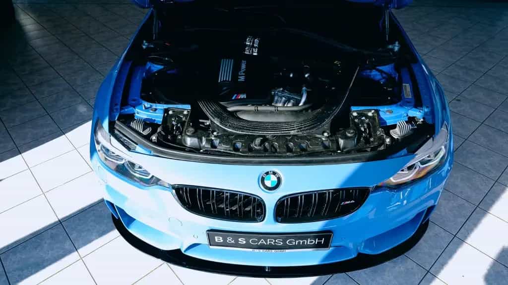 BMW M4 Coupe M.Perf H.Kardon LCi LED H.Kardon oLED 07/2016-photo-18