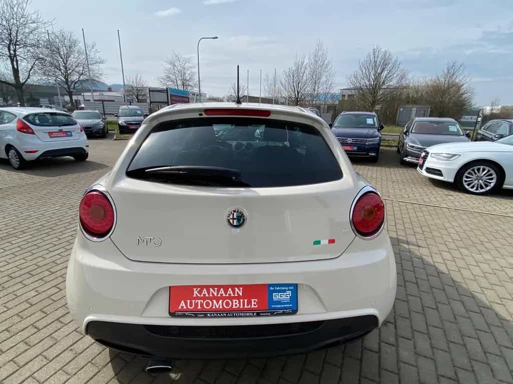 Alfa Romeo MiTo Turismo 1.4 SPORT/ Klimaanlage/EURO5/6-Gang 08/2013-photo-18