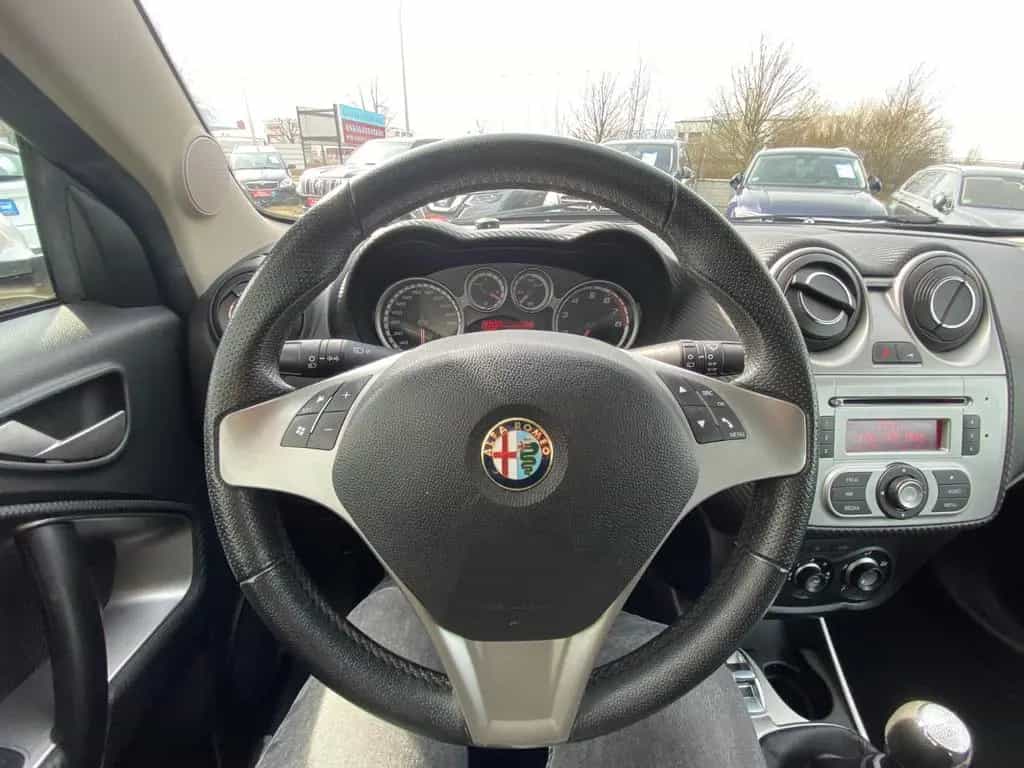 Alfa Romeo MiTo Turismo 1.4 SPORT/ Klimaanlage/EURO5/6-Gang 08/2013-photo-24