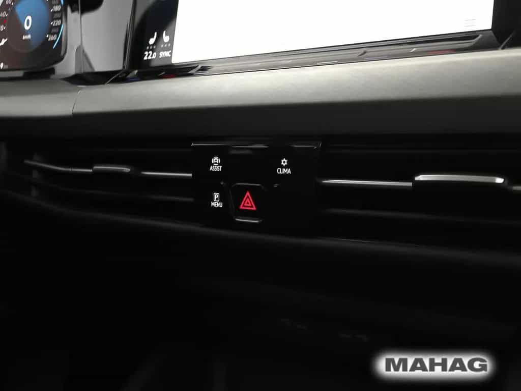 Volkswagen Golf VIII Life 2.0 TDI LED Navi ParkPilot App DS 02/2023-photo-24