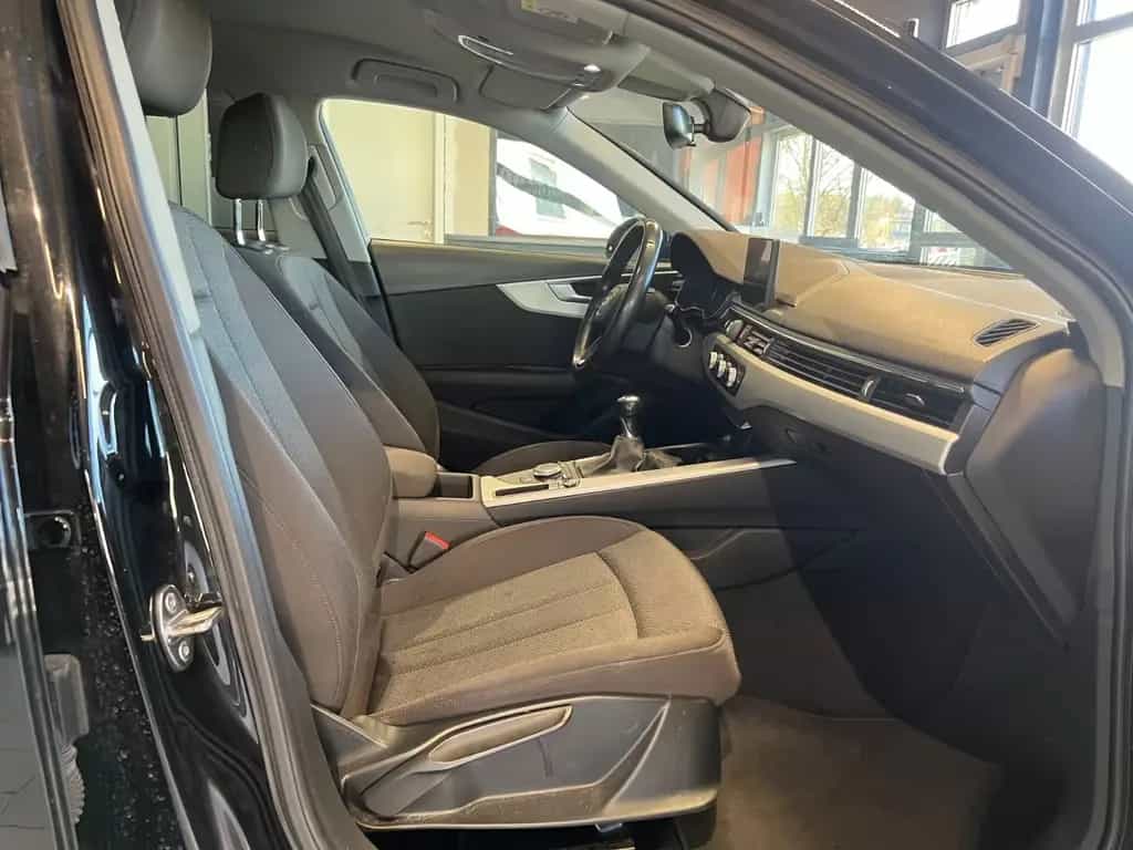 Audi A4 Avant 2.0 TDI NAVI*LED* 12/2016-photo-19