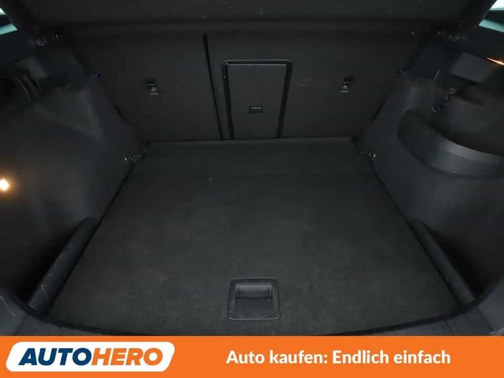 Skoda Karoq 1.5 TSI ACT Style Aut.*AHK*NAVI*LED*ACC* 02/2020-photo-17