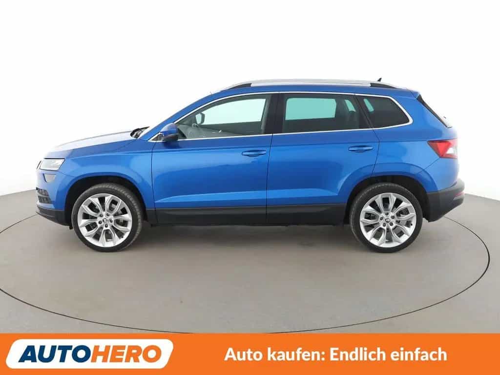 Skoda Karoq 1.5 TSI ACT Style Aut.*AHK*NAVI*LED*ACC* 02/2020-photo-2