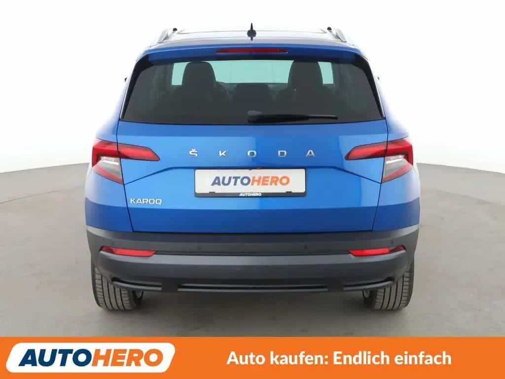 Skoda Karoq 1.5 TSI ACT Style Aut.*AHK*NAVI*LED*ACC* 02/2020-photo-4