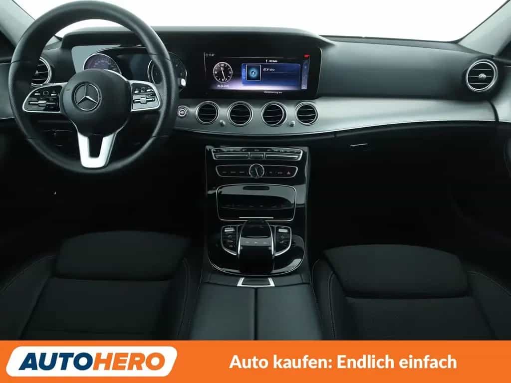 Mercedes-Benz E 220 E-Klasse E 220 d Avantgarde Aut.*NAVI*TEMPO*CAM* 11/2020-photo-11