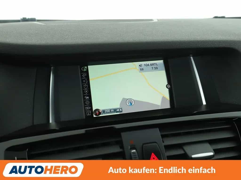 BMW X4 xDrive 20i Sport Aut.*NAVI*TEMPO*PDC*SHZ* 01/2018-photo-20