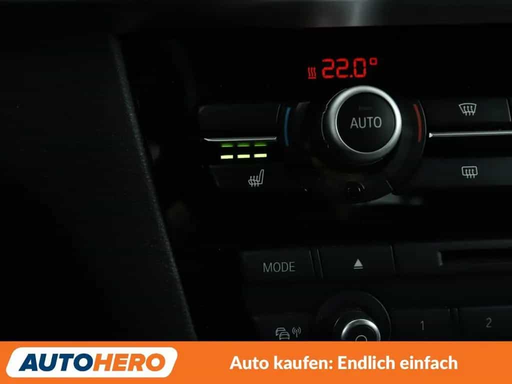 BMW X4 xDrive 20i Sport Aut.*NAVI*TEMPO*PDC*SHZ* 01/2018-photo-24