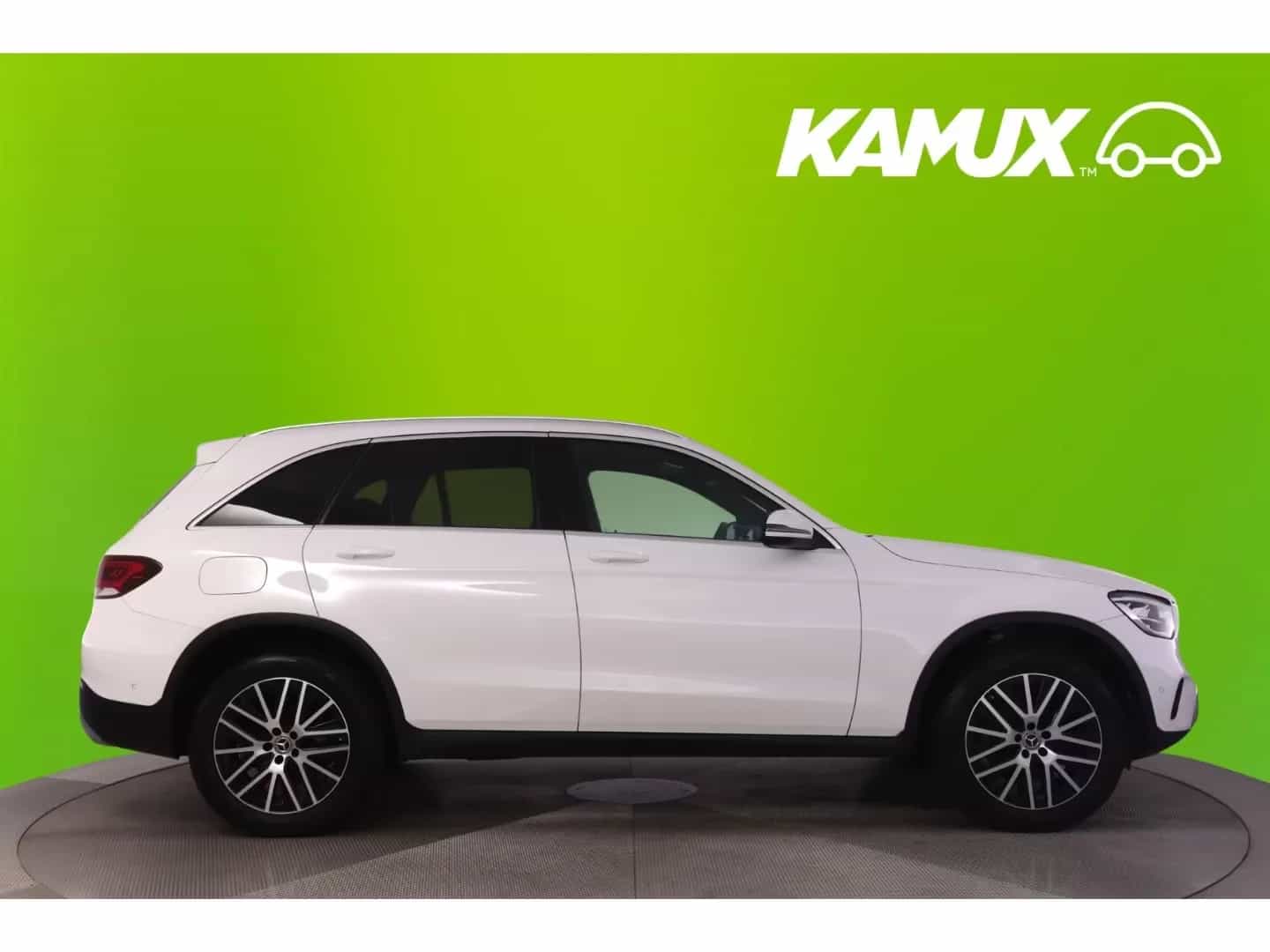 Mercedes-Benz GLC-Class 200 04/2022-photo-1