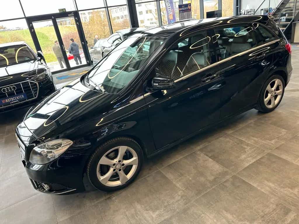 Mercedes-Benz B 200 CDI *Kamera*Park Assistent* 02/2013-photo-38