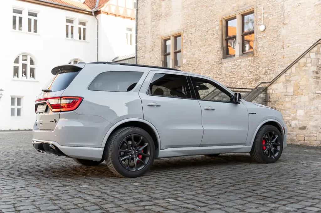Dodge Durango 5.7L R/T AWD SRT Paket ACC AHK LPG TOTW PDC KAM 02/2024-photo-11