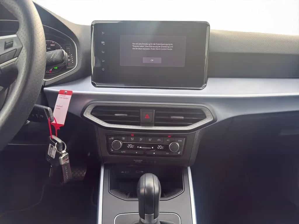 Seat Arona FR 1.5 TSI 150PS DSG Voll-LED Navi Kamera 01/2023-photo-16
