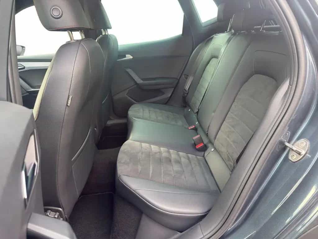 Seat Arona FR 1.5 TSI 150PS DSG Voll-LED Navi Kamera 01/2023-photo-19