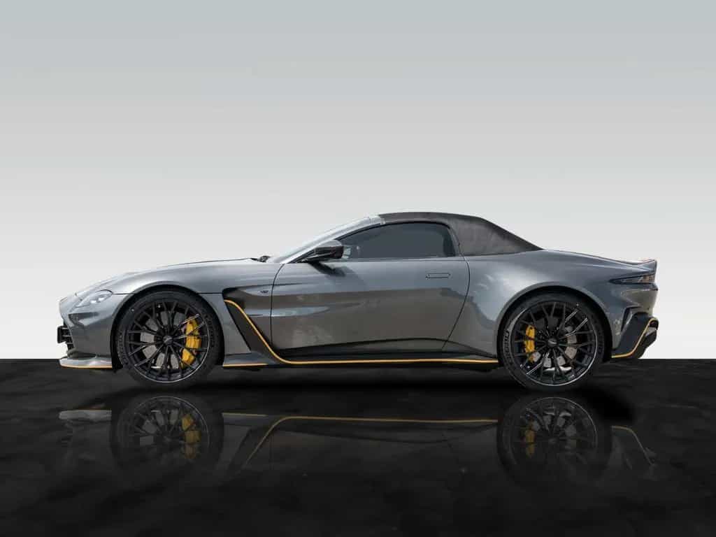 Aston Martin V12 Vantage Roadster | Carbon Seats | Limited 04/2023-photo-11