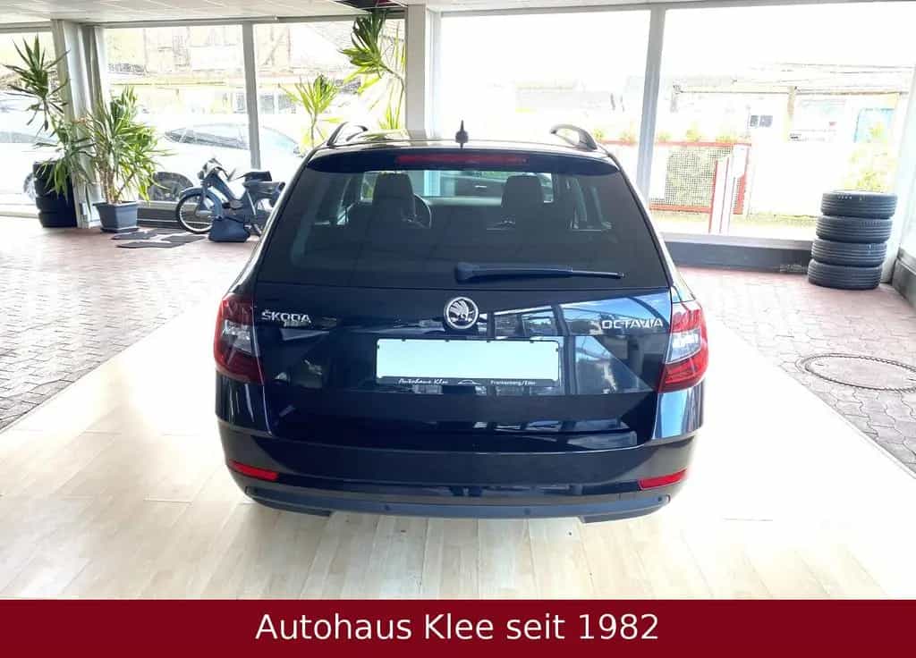 Skoda Octavia 2.0 TDI Combi Ambition*DSG*Kamera*LED* 09/2018-photo-2