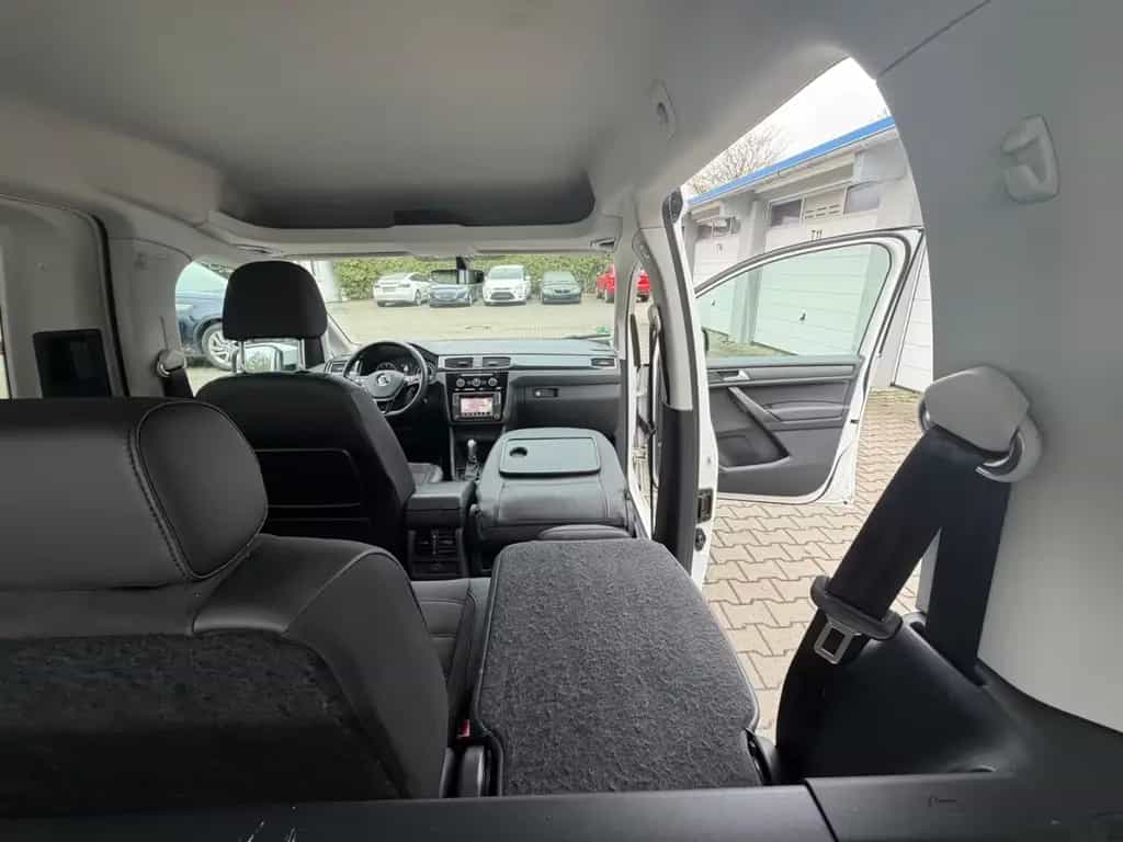 Volkswagen Caddy Highline*Aut*Bi-Xen*Nav*DAB*MwSt 12/2019-photo-24