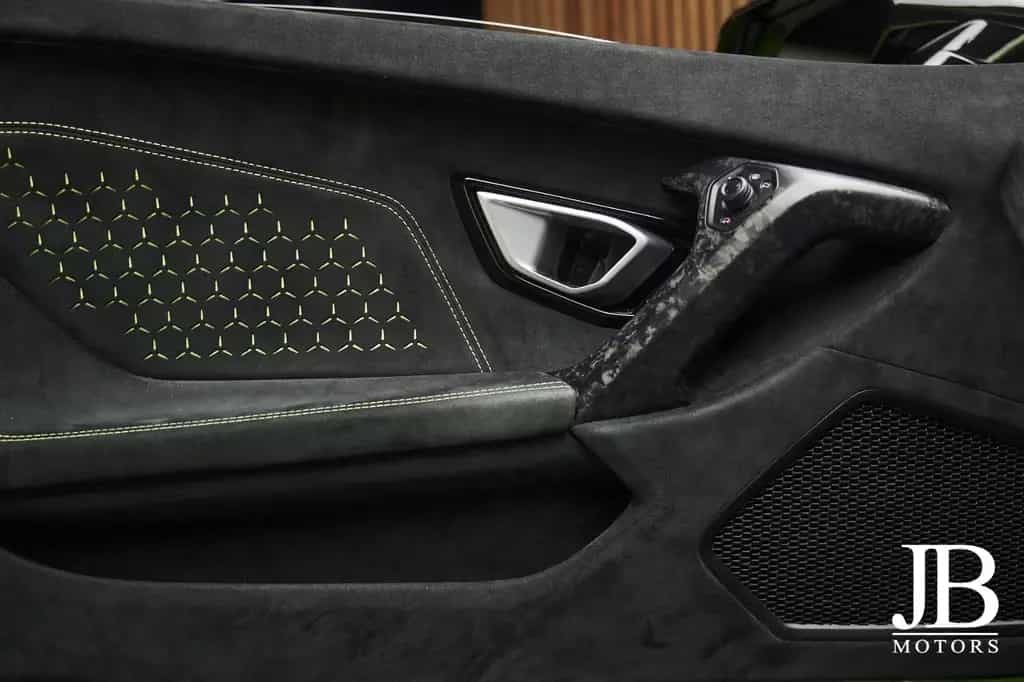 Lamborghini Performante Lift Ad Personam Verde Ithaca 07/2018-photo-39