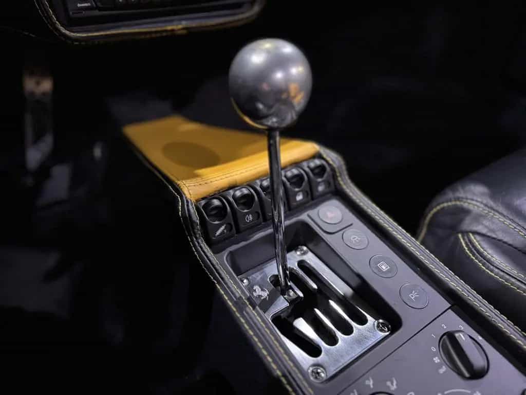Ferrari F355 Spider u-frei*Dt. Auslieferung*6-Gang*Klima 08/1997-photo-21