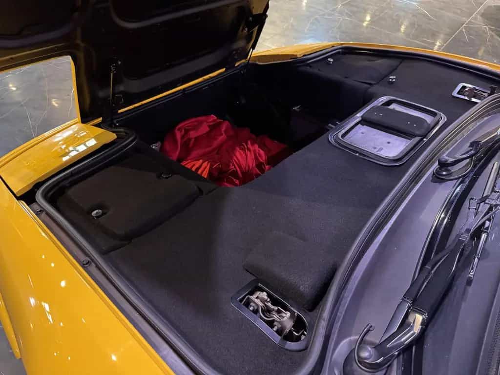 Ferrari F355 Spider u-frei*Dt. Auslieferung*6-Gang*Klima 08/1997-photo-28