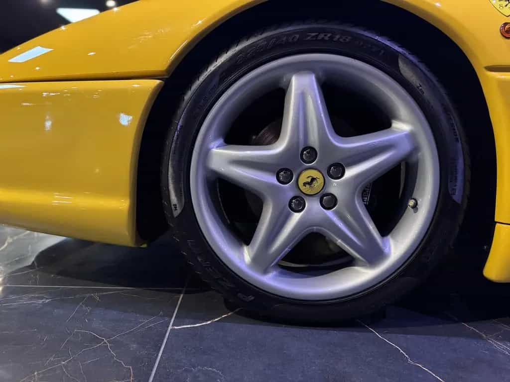 Ferrari F355 Spider u-frei*Dt. Auslieferung*6-Gang*Klima 08/1997-photo-29