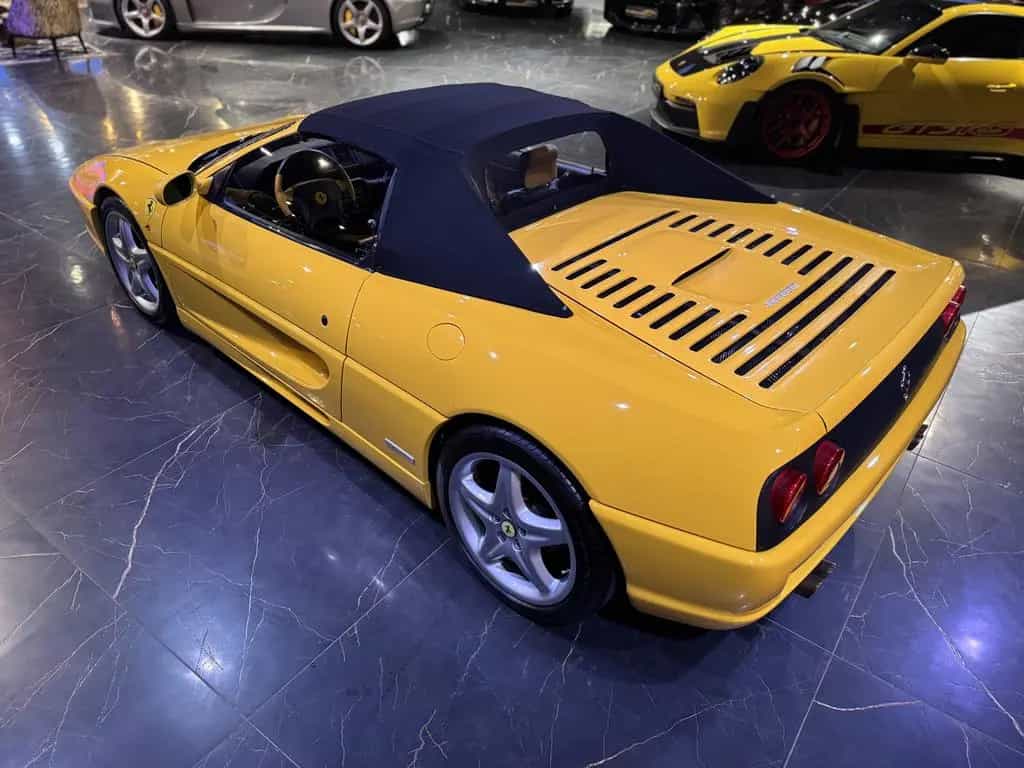 Ferrari F355 Spider u-frei*Dt. Auslieferung*6-Gang*Klima 08/1997-photo-8