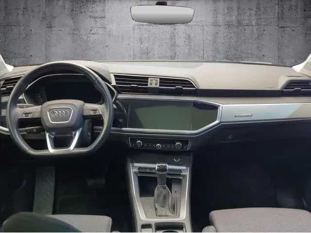 Audi Q3 40 TFSI quattro advanced AHK+Pano+LED+Navi 04/2019-photo-6