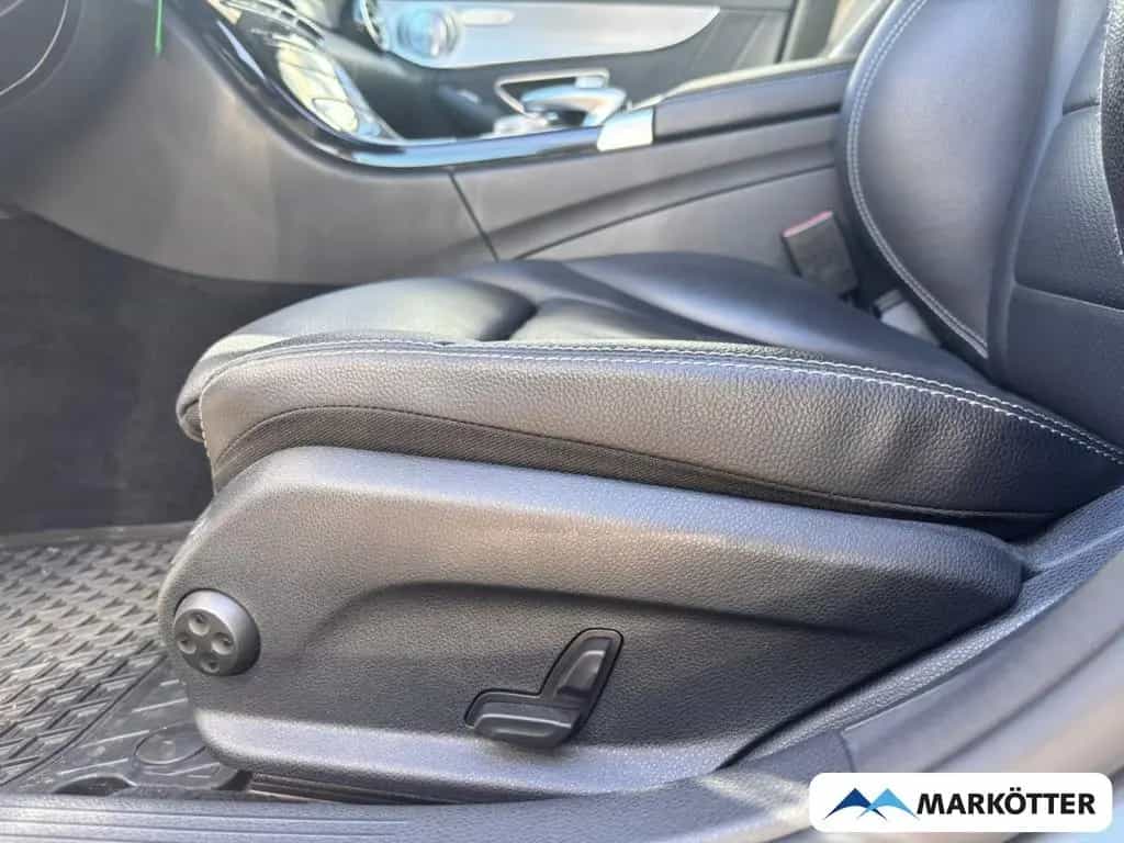 Mercedes-Benz C-Class 300 T AMG Line ACC/AHK/BLIS/NAVI/PANO/SHZ 04/2018-photo-9