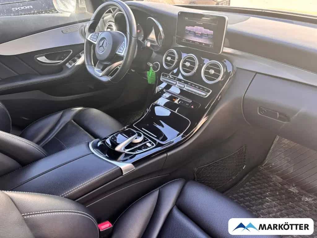 Mercedes-Benz C-Class 300 T AMG Line ACC/AHK/BLIS/NAVI/PANO/SHZ 04/2018-photo-11