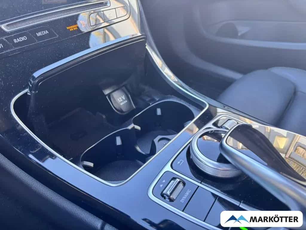 Mercedes-Benz C-Class 300 T AMG Line ACC/AHK/BLIS/NAVI/PANO/SHZ 04/2018-photo-20