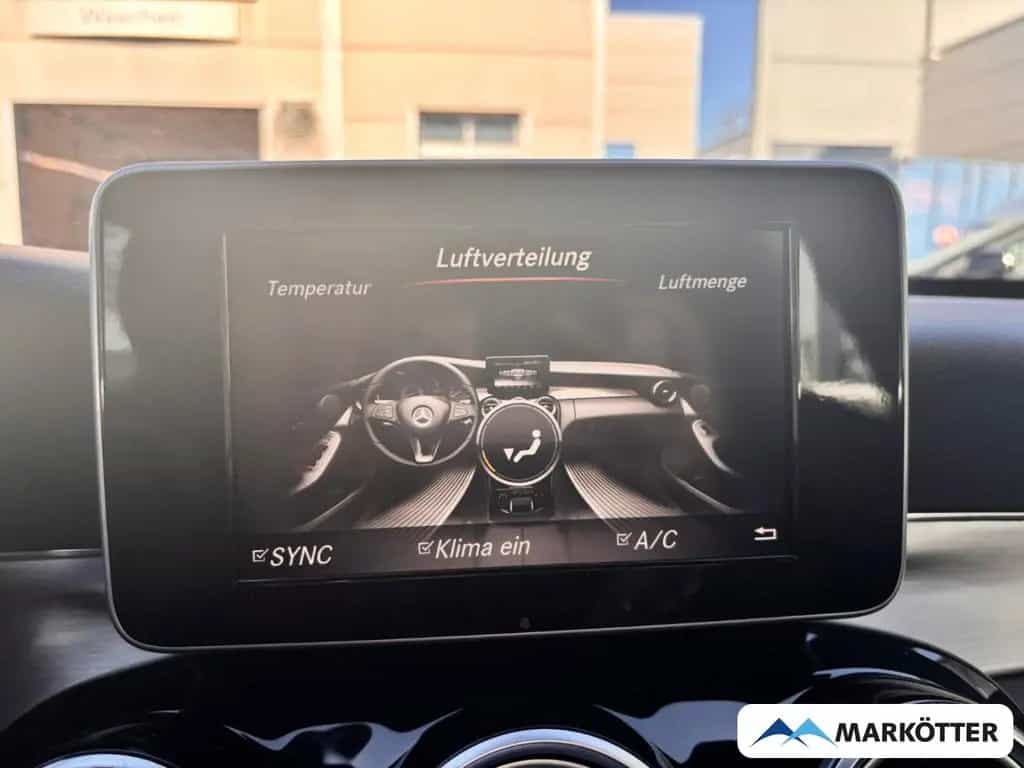 Mercedes-Benz C-Class 300 T AMG Line ACC/AHK/BLIS/NAVI/PANO/SHZ 04/2018-photo-22