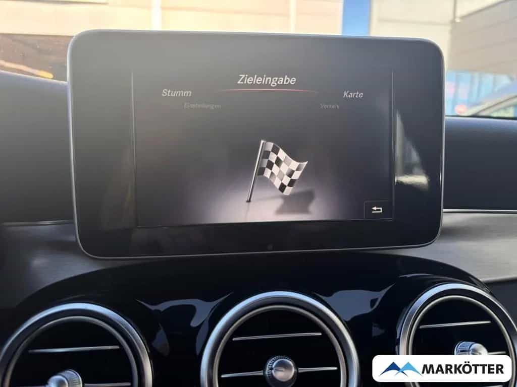 Mercedes-Benz C-Class 300 T AMG Line ACC/AHK/BLIS/NAVI/PANO/SHZ 04/2018-photo-26