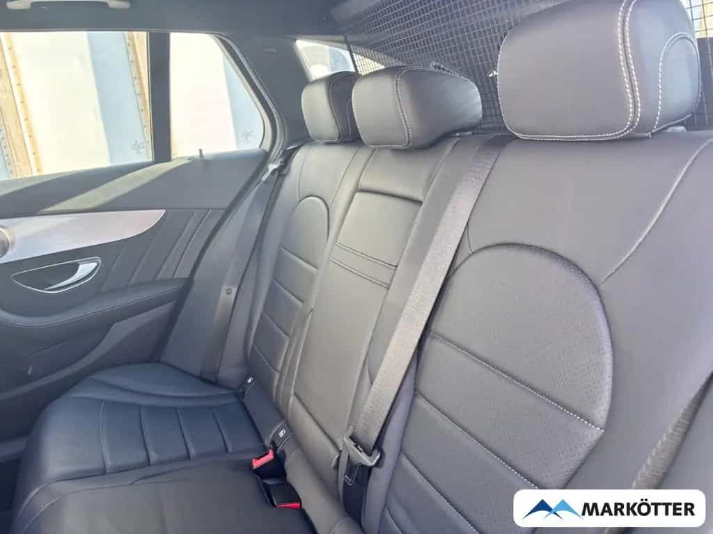 Mercedes-Benz C-Class 300 T AMG Line ACC/AHK/BLIS/NAVI/PANO/SHZ 04/2018-photo-28