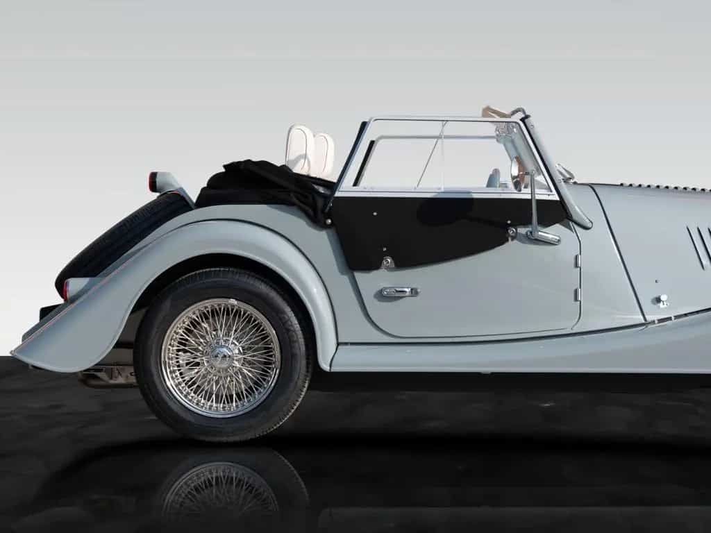 Morgan Plus 4 Plus FOUR | Sports Exhaust | Luggage Pack 03/2026-photo-15