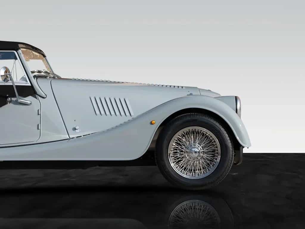 Morgan Plus 4 Plus FOUR | Sports Exhaust | Luggage Pack 03/2026-photo-7