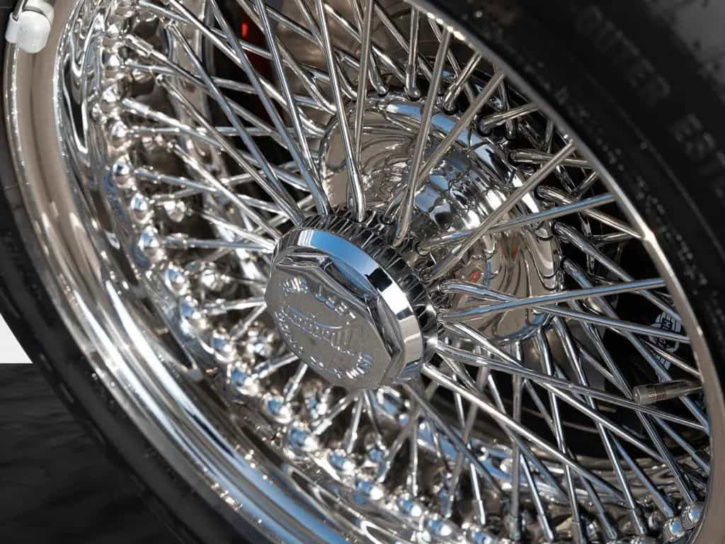 Morgan Plus 4 Plus FOUR | Sports Exhaust | Luggage Pack 03/2026-photo-9