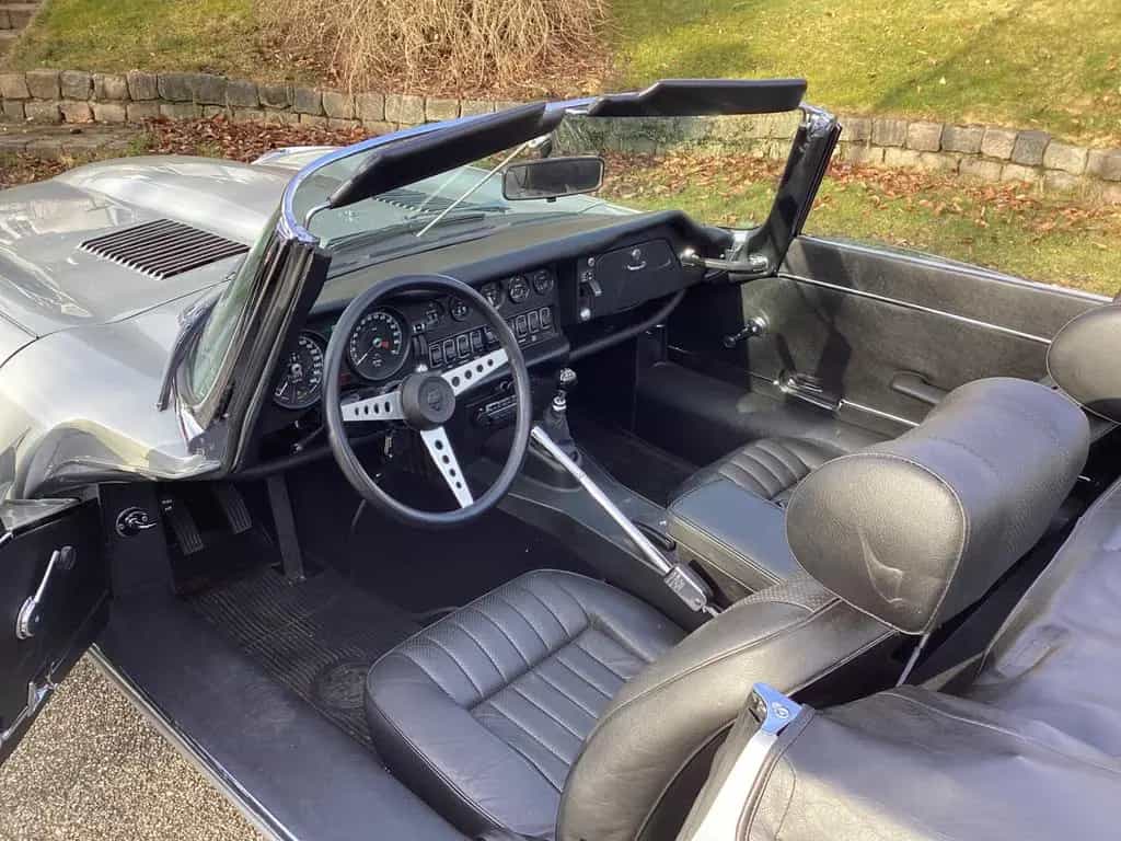 Jaguar E-Type v12 , ground up restoration 05/1972-photo-7