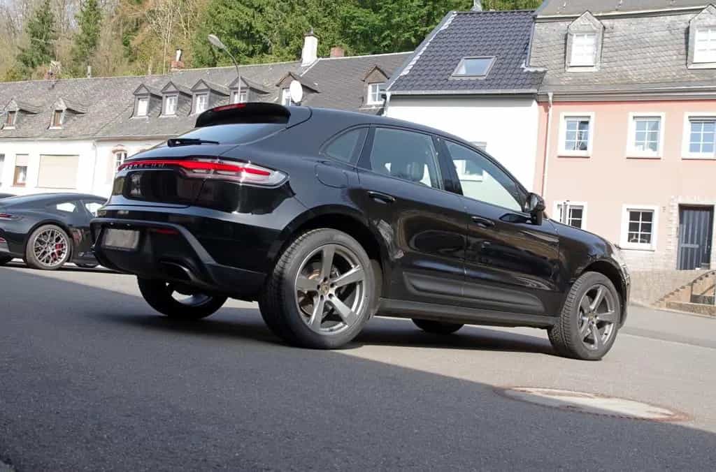 Porsche Macan 06/2022-photo-18