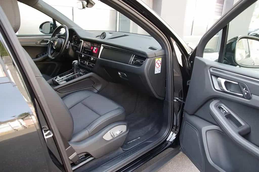 Porsche Macan 06/2022-photo-5