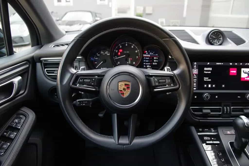 Porsche Macan 06/2022-photo-7
