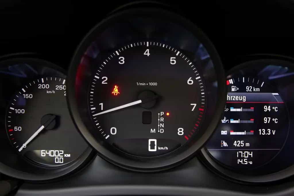 Porsche Macan 06/2022-photo-8