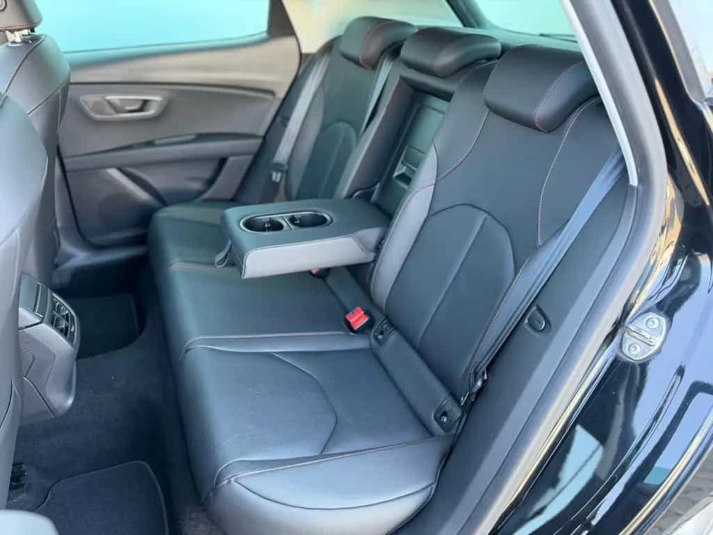 Seat Leon FR 1.8 TSI DSG Leder LED Panor Navi ACC 08/2018-photo-10