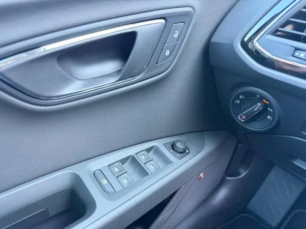 Seat Leon FR 1.8 TSI DSG Leder LED Panor Navi ACC 08/2018-photo-19