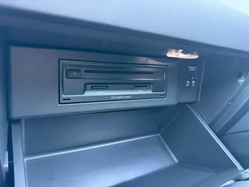 Seat Leon FR 1.8 TSI DSG Leder LED Panor Navi ACC 08/2018-photo-25