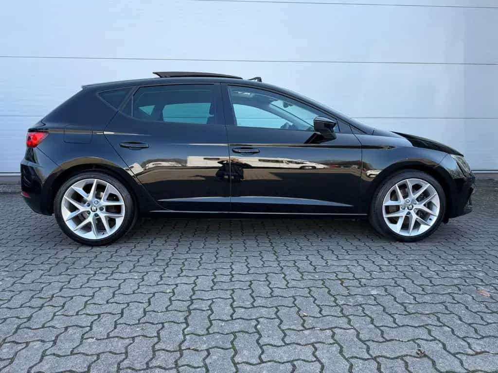 Seat Leon FR 1.8 TSI DSG Leder LED Panor Navi ACC 08/2018-photo-5
