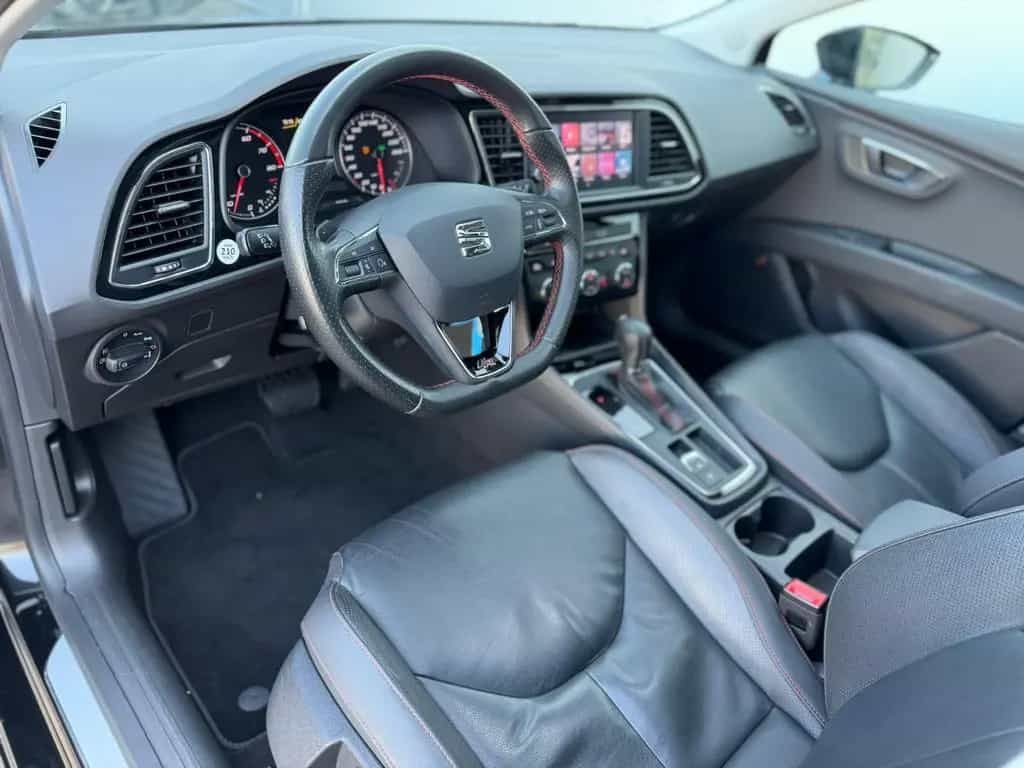 Seat Leon FR 1.8 TSI DSG Leder LED Panor Navi ACC 08/2018-photo-8