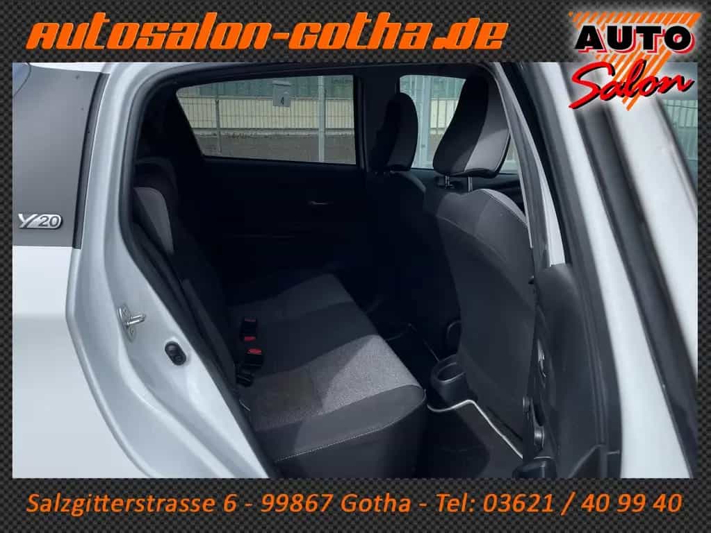 Toyota Yaris Y20 Club 1.Hd+Scheckheft KLIMA+SHZ CAM LMR 07/2019-photo-5