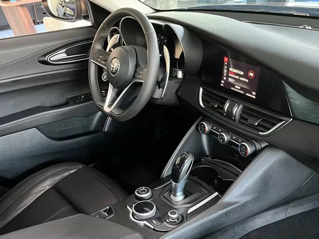 Alfa Romeo Giulia Super 1.HAND 29.000KM! KAMERA NAVI TEMPO. 10/2016-photo-11