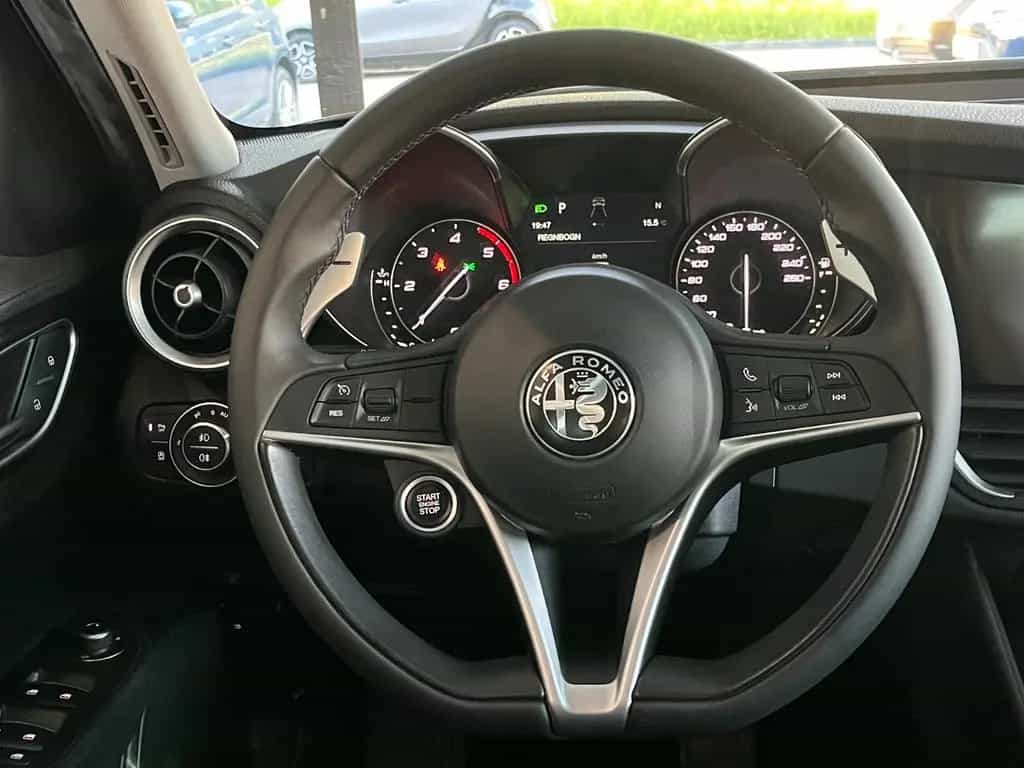 Alfa Romeo Giulia Super 1.HAND 29.000KM! KAMERA NAVI TEMPO. 10/2016-photo-21