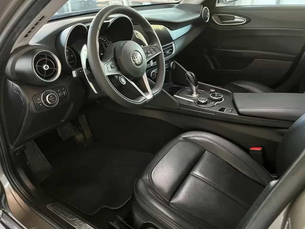 Alfa Romeo Giulia Super 1.HAND 29.000KM! KAMERA NAVI TEMPO. 10/2016-photo-7