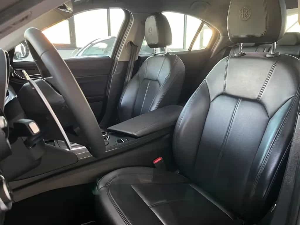 Alfa Romeo Giulia Super 1.HAND 29.000KM! KAMERA NAVI TEMPO. 10/2016-photo-8